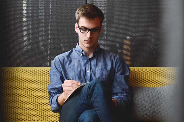 Leveraging Cloud Storage Apps and Local NAS for a Freelancer’s Data Storage and Security